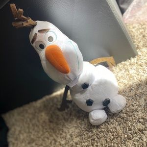 Olaf stuffed animal